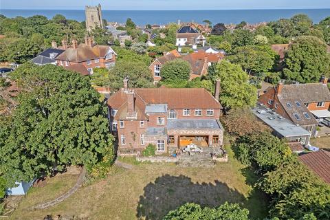 Roefield Alde Lane, Aldeburgh, IP15 5DZ