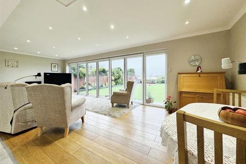 undefined, Elvington Road, Hightown