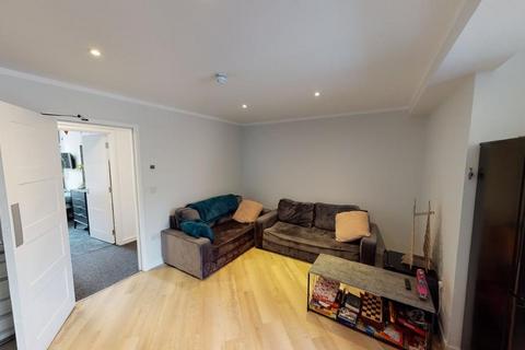 4 bedroom flat to rent, Park Street, Bristol BS1