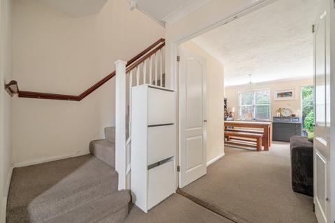 3 bedroom end of terrace house for sale, Barncroft, Farnham, Surrey, GU9
