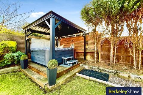 100 Blundell Road, Hightown, Liverpool, L38 9EQ