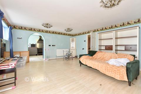 2 bedroom semi-detached bungalow for sale, Broadacre, Dover CT15