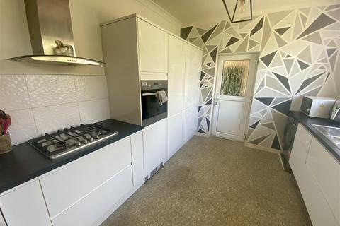 4 bedroom detached bungalow for sale, Leicester Road, Hinckley LE10