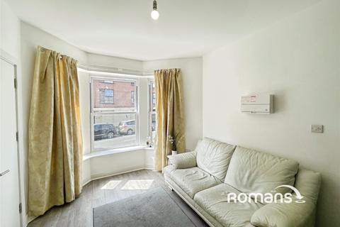 1 bedroom flat to rent, Castle Street, High Wycombe, Buckinghamshire, HP13