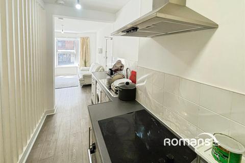 1 bedroom flat to rent, Castle Street, High Wycombe, Buckinghamshire, HP13