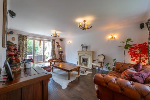undefined, Mitchell Close, Fradley, WS13