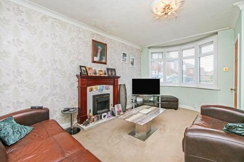 4 bedroom semi-detached house for sale, Scawton Avenue, York