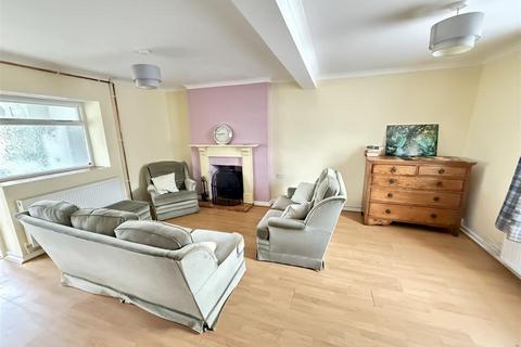 4 College View, Llandovery, SA20 0BD