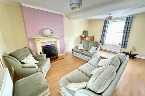 4 College View, Llandovery, SA20 0BD