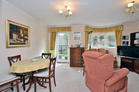 undefined, Bridge Street, Walton On Thames KT12