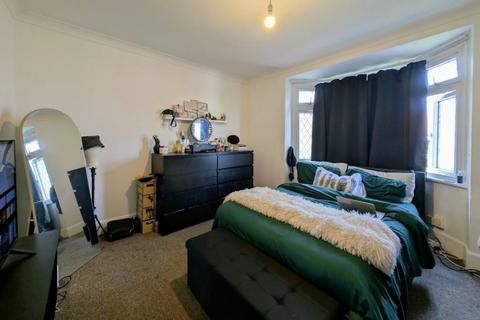 2 Clive Road, Bournemouth, BH9 1NR