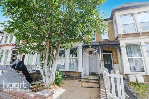 1 bedroom flat for sale, Hastings Road, Southend-on-Sea