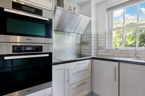 3 bedroom terraced house for sale, Caxton Mews, Brentford