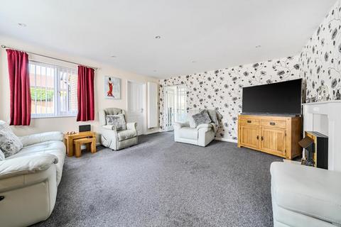 3 bedroom detached house for sale, Lightwater, Surrey, GU18