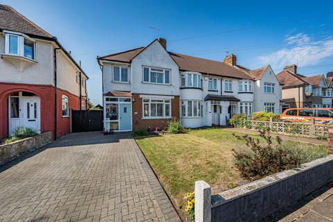3 bedroom terraced house for sale, Central Avenue, Hounslow, TW3