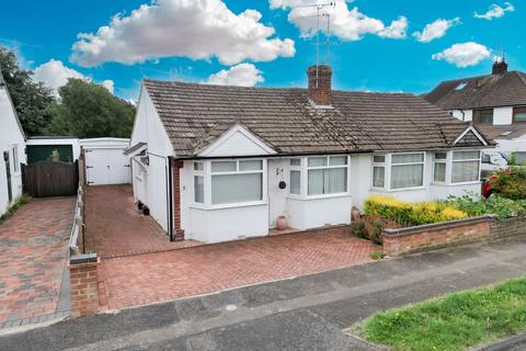 undefined, Linford Avenue, Newport Pagnell MK16