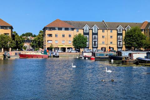 undefined, Stephenson Wharf, Hemel Hempstead, HP3