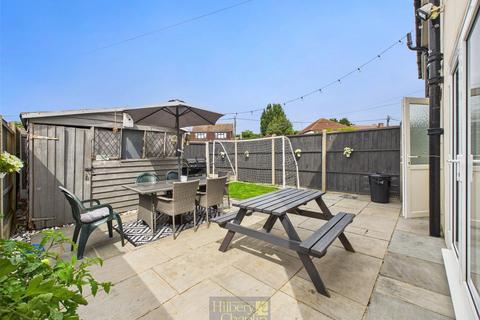 3 bedroom semi-detached house for sale, Longfield Road, Wickford, Essex, SS11