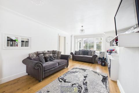 3 bedroom semi-detached house for sale, Longfield Road, Wickford, Essex, SS11