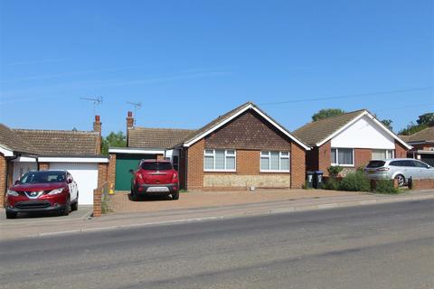 2 bedroom detached bungalow to rent, Vicarage Street, Broadstairs