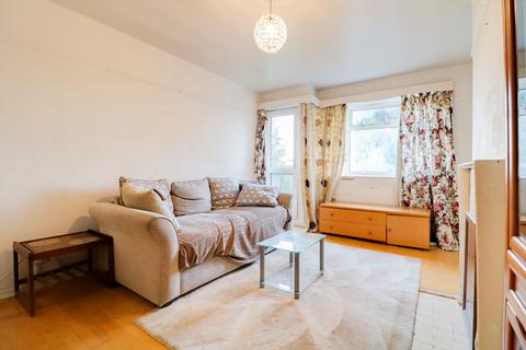 2 bedroom flat for sale, Kingsdown Avenue, South Croydon, CR2