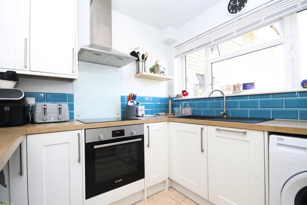 .kitchen2.JPG