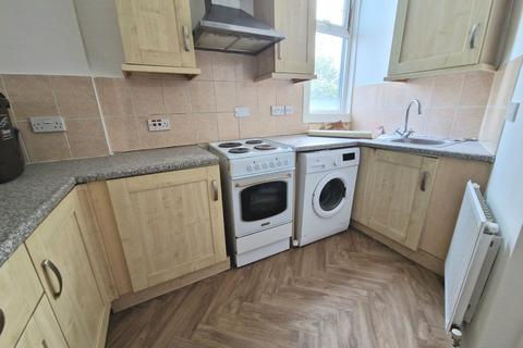 2 bedroom terraced house to rent, Hertford Street, Ramsgate, Kent, CT11