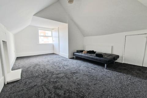 2 bedroom terraced house to rent, Hertford Street, Ramsgate, Kent, CT11