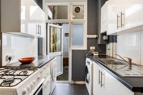 2 bedroom apartment for sale, Hertford Road, London, N2