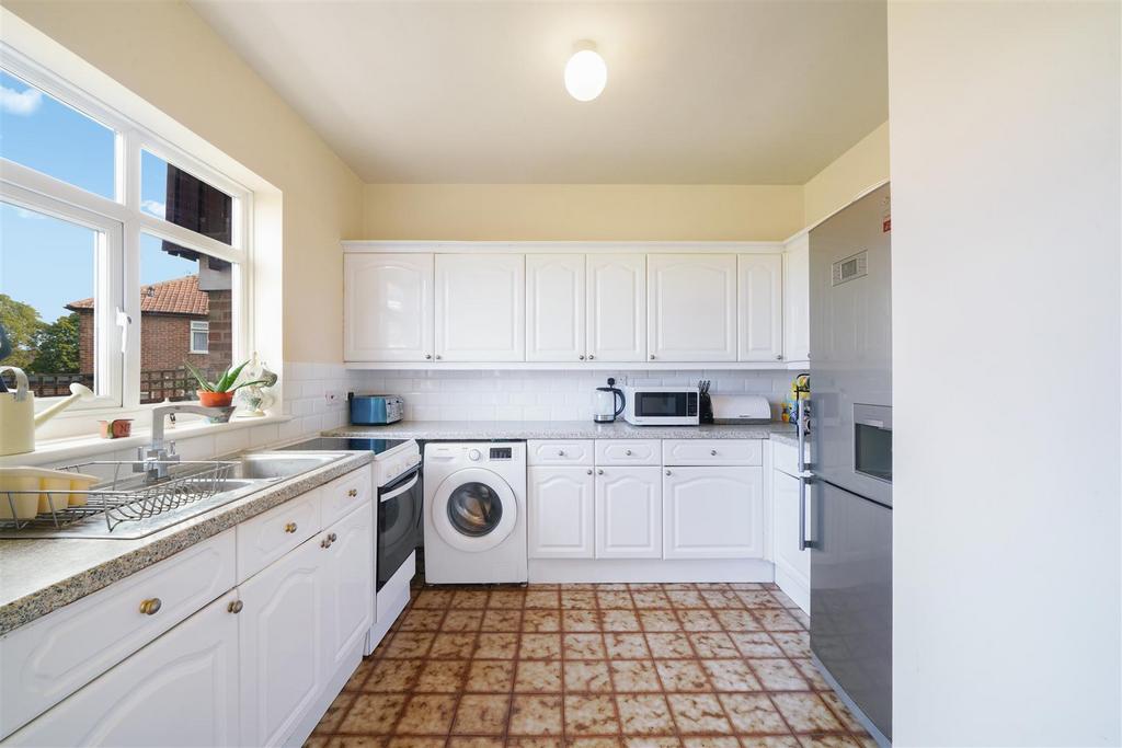 2 Ashness Gardens - OREmzf2 UNLf J2 L2p Wt C2.jpg