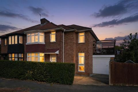4 bedroom semi-detached house for sale, Ashness Gardens, Greenford