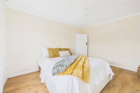 61 Haslemere Road, Thornton Heath, CR7 7BF