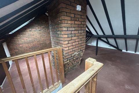 undefined, Newport Road, Cowes, Isle of Wight