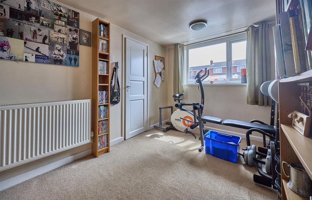 11 Hilary Bevins Close HOTH 4.jpg