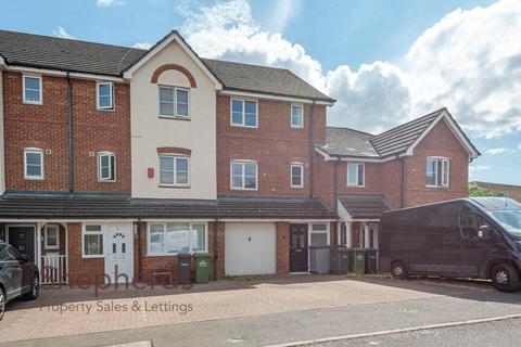 undefined, Ontario Close, Broxbourne EN10