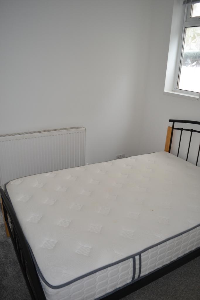 Apartment in Bristol, Greenbank, Easton - View 4