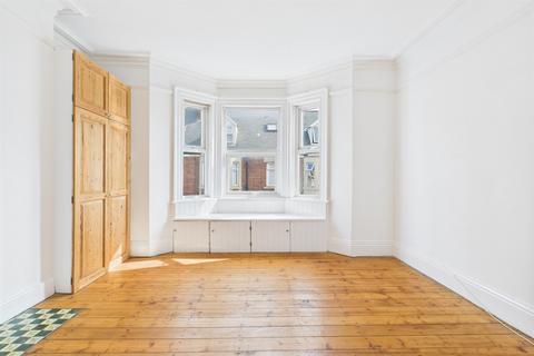 3 bedroom maisonette to rent, Woodbine Avenue, Wallsend