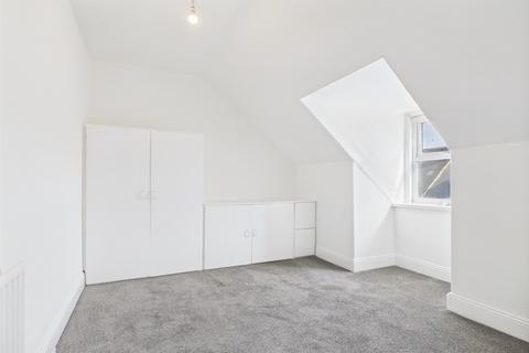 3 bedroom maisonette to rent, Woodbine Avenue, Wallsend