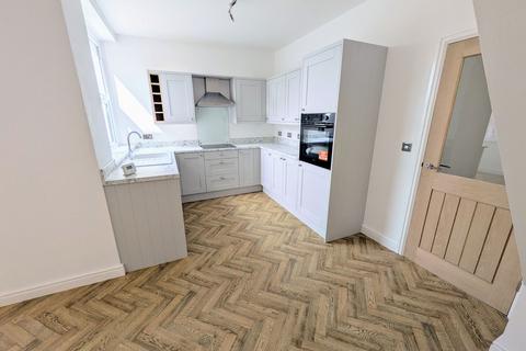 4 bedroom end of terrace house for sale, Talbot Road, Ammanford, SA18 3BA