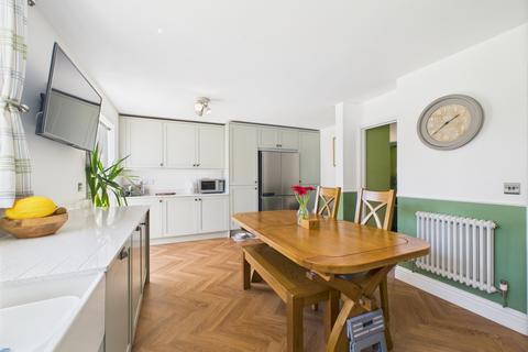 9 Corbett Close, Yate, Bristol, BS37 7BA