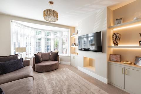 33 Beulah Road, Hornchurch, RM12 4YR