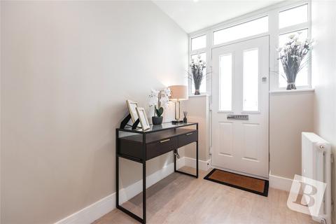 33 Beulah Road, Hornchurch, RM12 4YR