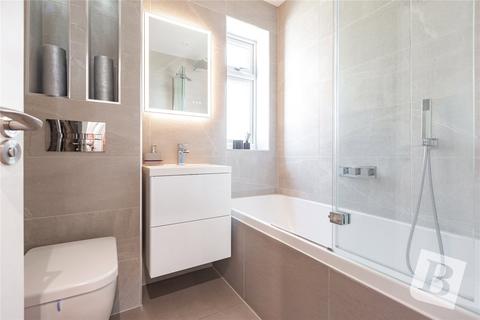 33 Beulah Road, Hornchurch, RM12 4YR