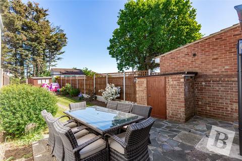 33 Beulah Road, Hornchurch, RM12 4YR
