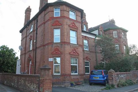 1 bedroom flat to rent, St James, Hereford