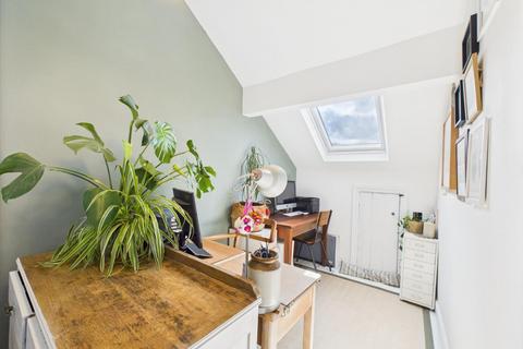 55 Back Cavendish Road, Bradford, BD10 9LQ