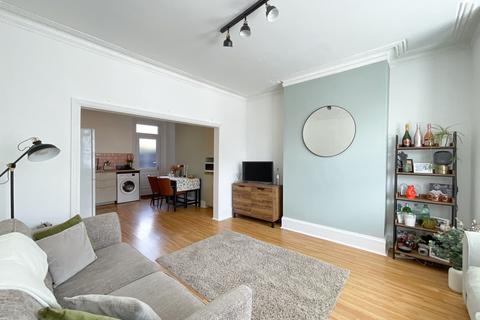 1 bedroom flat for sale, Westcliff-on-Sea SS0