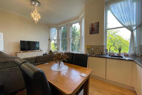 2 bedroom apartment for sale, 3 Belmont Road, Scarborough YO11