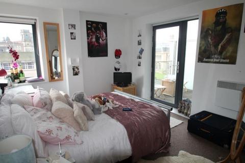 2 bedroom house to rent, Shakespeare Street, Nottingham NG1