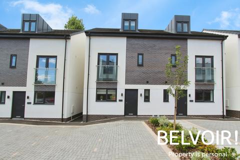 3 bedroom semi-detached house to rent, Tulip Street, Beeston, NG9